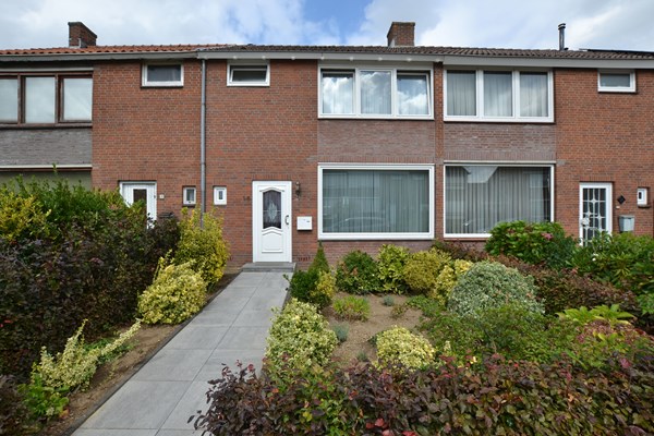 Verkocht onder voorbehoud: Pastoor Schoenmakerstraat 16, 6433 EC Hoensbroek